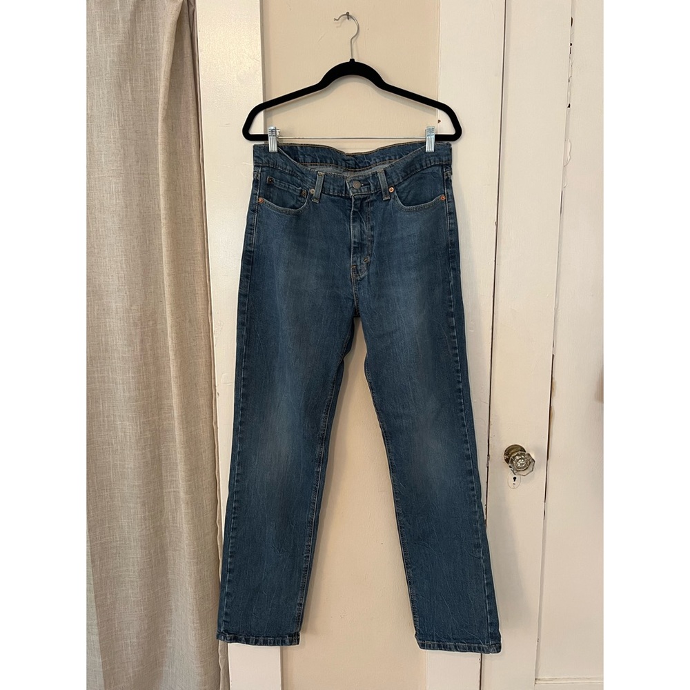 Men’s 541 Athletic Taper Levi’s Jeans.